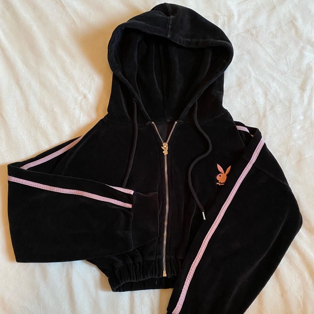 Playboy ☀️ Black Velvet Light Pink Striped Bunny Logo Cropped Zip Hoodie